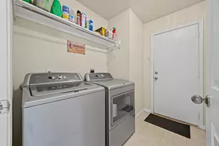 1516 Paint Brush Dr, Lockhart, TX 78644 - Photo 25