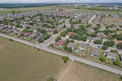 1516 Paint Brush Drive, Lockhart, TX 78644 - Photo 35