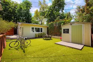 815 E 31st St, Austin, TX 78705 - Photo 19