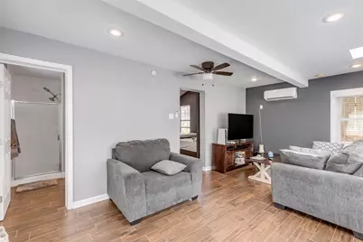 815 E 31st Street #C, Austin, TX 78705 - Photo 5