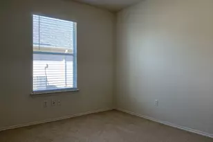 129 Luna Vista Dr, Hutto, TX 78634 - Photo 13