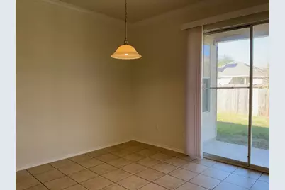 129 Luna Vista Drive, Hutto, TX 78634 - Photo 5