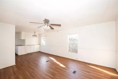 806 N Oneal Street, Caldwell, TX 77836 - Photo 3