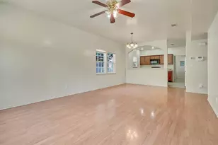 2115 E 18th St, Austin, TX 78702 - Photo 3