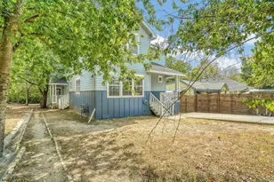 2115 E 18th St, Austin, TX 78702 - Photo 3