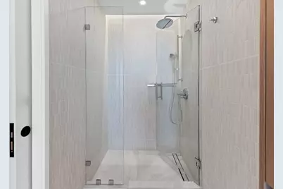 610 Davis Street #5206, Austin, TX 78701 - Photo 21