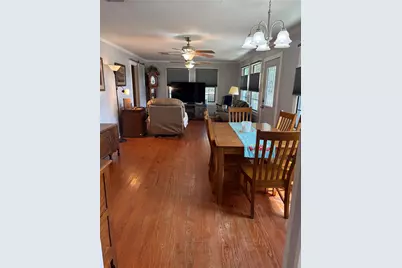 307 Whitehead Street, Smithville, TX 78957 - Photo 5
