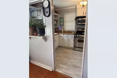 307 Whitehead Street, Smithville, TX 78957 - Photo 7