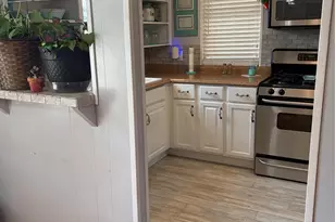 307 Whitehead St, Smithville, TX 78957 - Photo 7