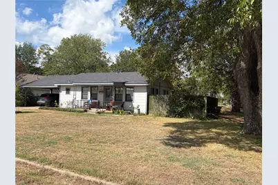 307 Whitehead Street, Smithville, TX 78957 - Photo 1