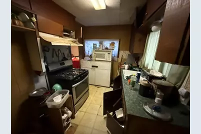 1702 Perez Street, Austin, TX 78721 - Photo 11
