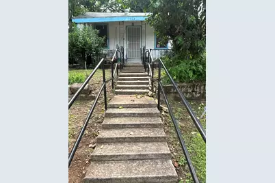1702 Perez Street, Austin, TX 78721 - Photo 3