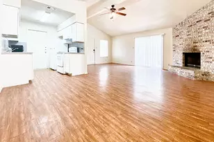 106 Hughson Ct, San Marcos, TX 78666 - Photo 9
