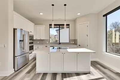 1304 Minnie Drive, Austin, TX 78732 - Photo 9