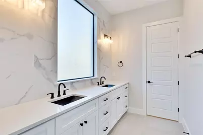 1304 Minnie Drive, Austin, TX 78732 - Photo 19