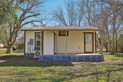 304 Harris Street, Smithville, TX 78957 - Photo 27