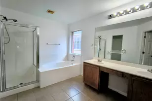 9213 Pioneer Forest Dr, Austin, TX 78744 - Photo 11