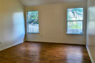 9213 Pioneer Forest Dr, Austin, TX 78744 - Photo 7