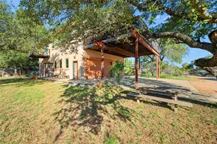 20111 Colby Hill Dr, Spicewood, TX 78669 - Photo 17