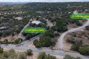 21201 Kathy Ln, Spicewood, TX 78669 - Photo 19