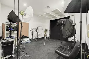 21201 Kathy Ln, Spicewood, TX 78669 - Photo 23