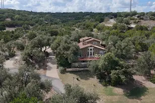 21201 Kathy Ln, Spicewood, TX 78669 - Photo 3