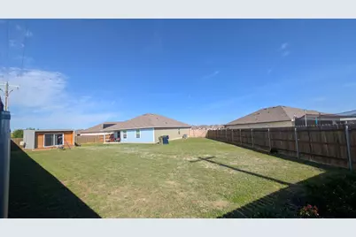 154 Hammond Court, Jarrell, TX 76537 - Photo 1