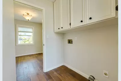 318 S Avenue C, Elgin, TX 78621 - Photo 27