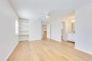 318 S Ave C, Elgin, TX 78621 - Photo 25