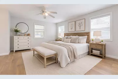 318 S Avenue C, Elgin, TX 78621 - Photo 5