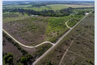 1435 County Road 429, Rockdale, TX 76567 - Photo 9