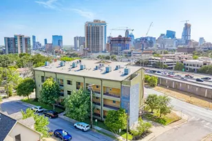 807 E 14th St, Austin, TX 78702 - Photo 1