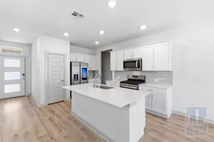 8129 Linnie Ln, Austin, TX 78724 - Photo 9