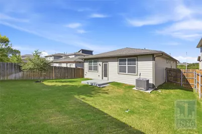 8129 Linnie Lane, Austin, TX 78724 - Photo 33