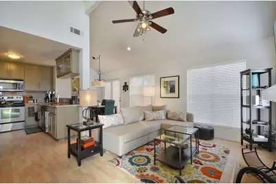 1302 Danbury Square #B, Austin, TX 78723 - Photo 5