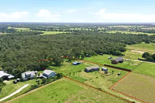 1951 Co Rd 475, Thrall, TX 76578 - Photo 35