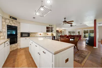 109 Sunset Circle, Burnet, TX 78611 - Photo 11