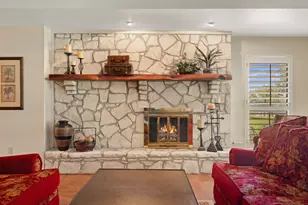 109 Sunset Cir, Burnet, TX 78611 - Photo 9