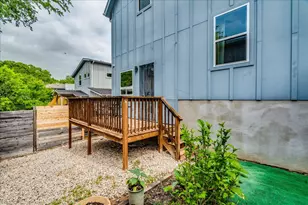 1214 Delano St, Austin, TX 78721 - Photo 27