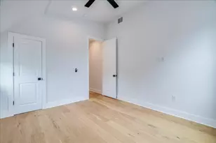 1214 Delano St, Austin, TX 78721 - Photo 23