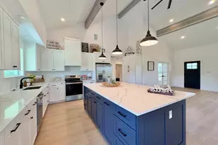 1294 Private Rd 7037, Lexington, TX 78947 - Photo 1