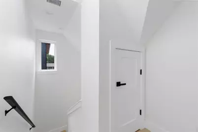 7602 Northcrest Boulevard #2, Austin, TX 78752 - Photo 17