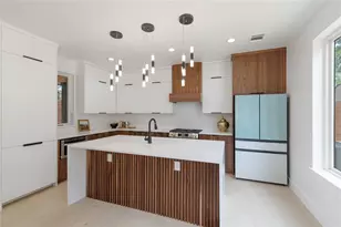 7602 Northcrest Blvd, Austin, TX 78752 - Photo 3