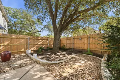 10416 Walpole Lane, Austin, TX 78739 - Photo 35