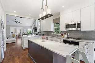 8506 Walhill Cove, Austin, TX 78759 - Photo 9