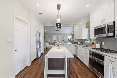 8506 Walhill Cove, Austin, TX 78759 - Photo 11