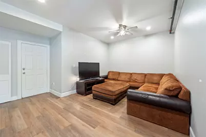 201 W 31st Street #B, Austin, TX 78705 - Photo 5