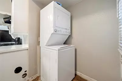 201 W 31st Street #B, Austin, TX 78705 - Photo 17