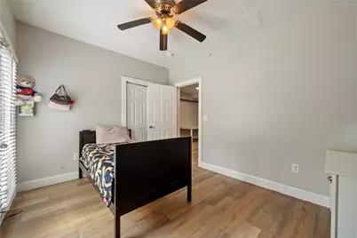 201 W 31st Street #B, Austin, TX 78705 - Photo 9