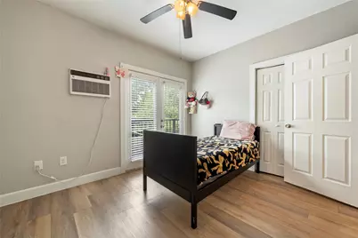 201 W 31st Street #B, Austin, TX 78705 - Photo 9